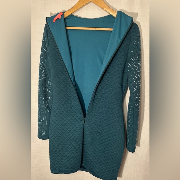 XTaren Teal Green Long Sleeve Quilted Dress Gold and Silver Stones Size Large - Picture 9 of 16